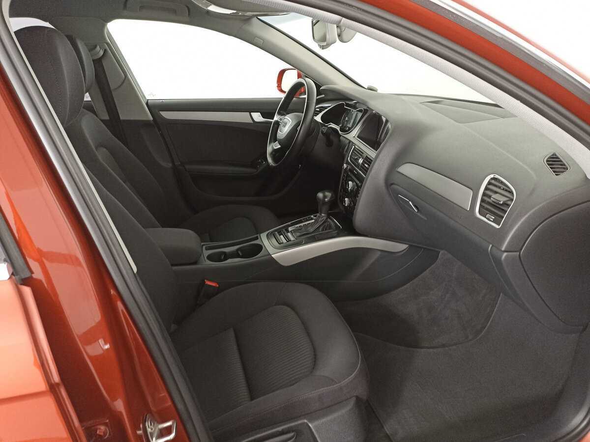 Купить Audi A4, 2012, 160 689 км.. Фото: #7