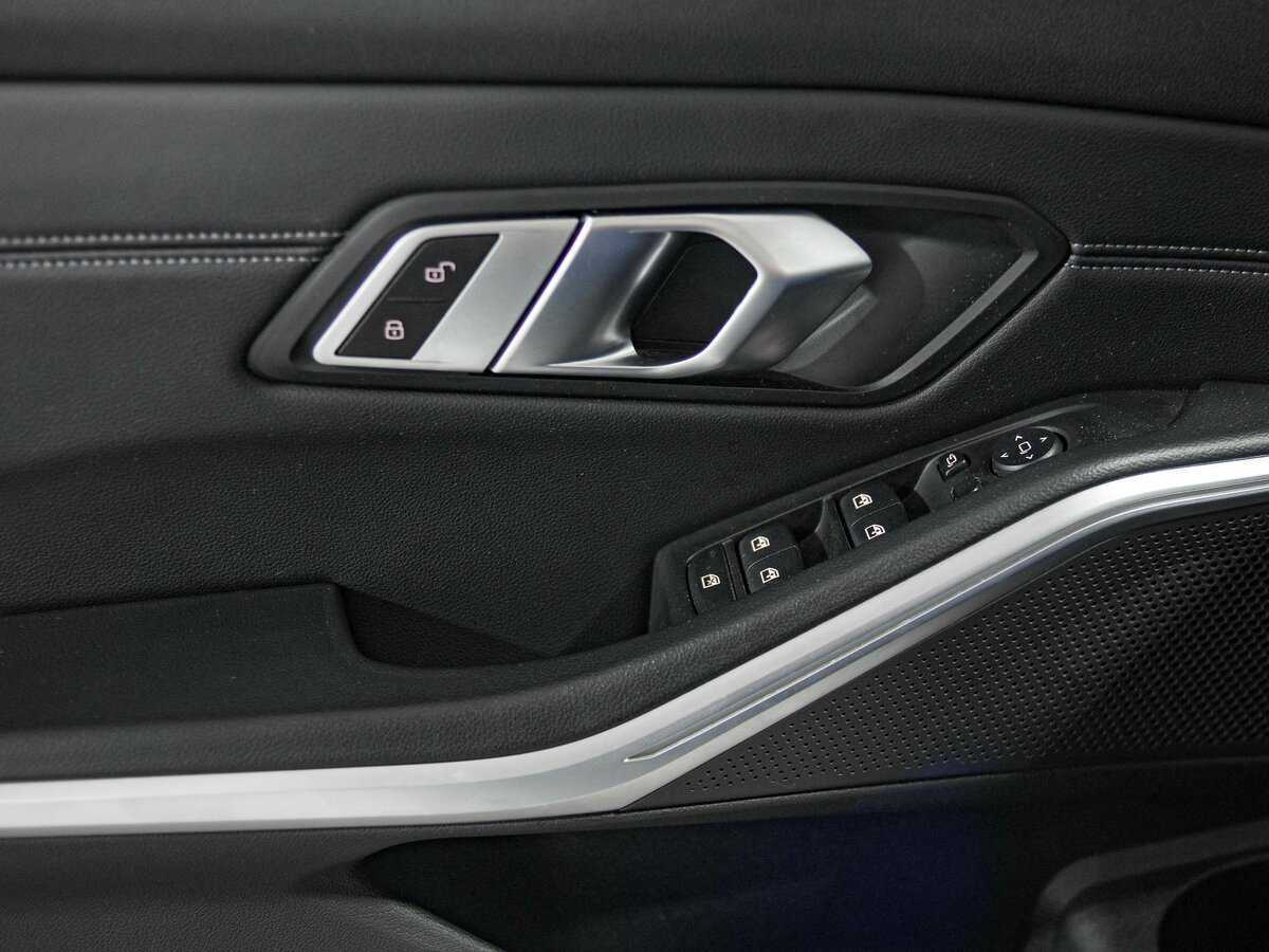 Купить BMW 3 серии, 2019, 174 415 км.. Фото: #12