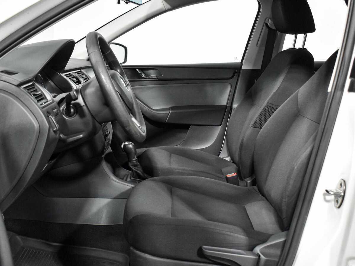 Купить Skoda Rapid, 2017, 163 901 км.. Фото: #8