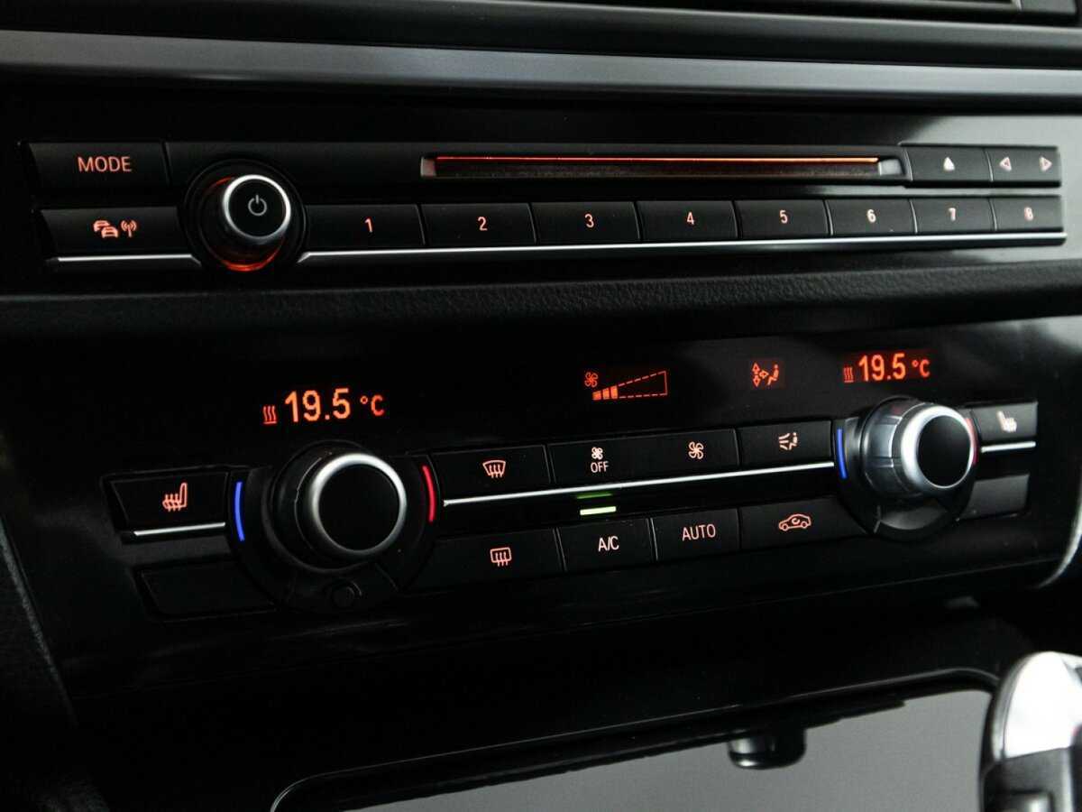 Купить BMW 5 серии, 2014, 125 216 км.. Фото: #18