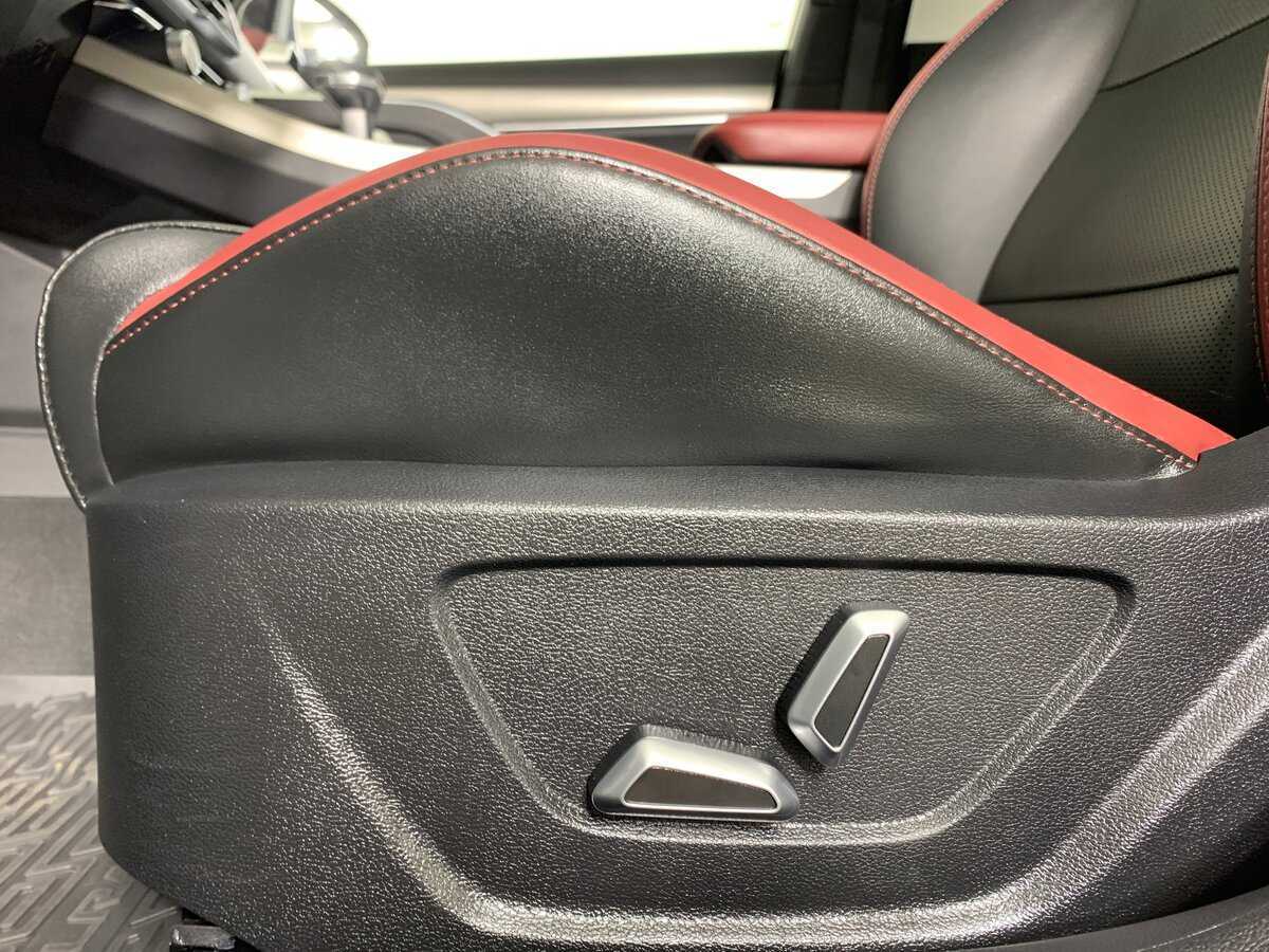 Купить Geely Coolray, 2023, 41 939 км.. Фото: #16