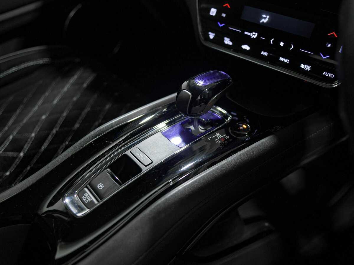 Купить Honda Vezel, 2014, 141 445 км.. Фото: #11