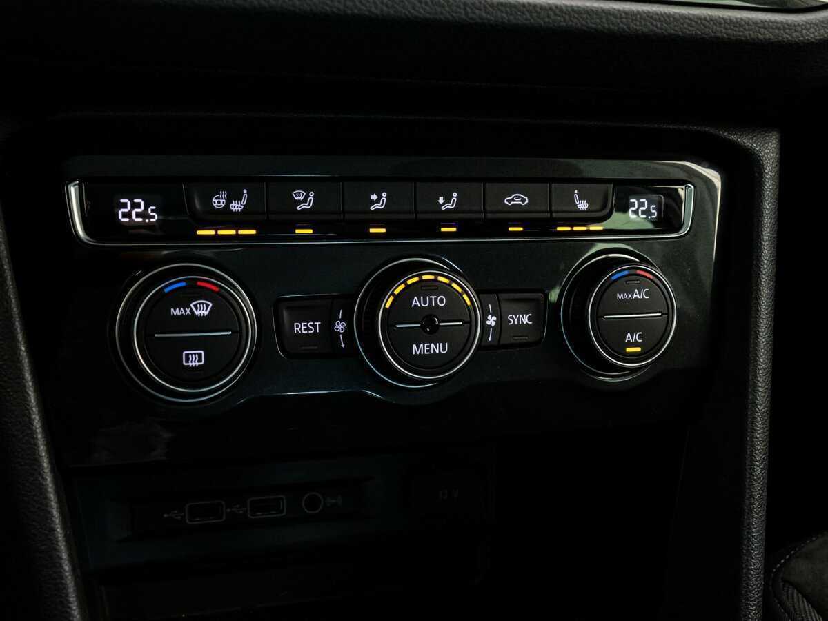 Купить Volkswagen Tiguan, 2019, 65 070 км.. Фото: #12