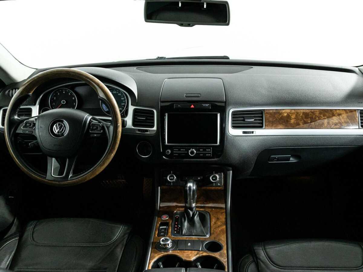 Купить Volkswagen Touareg, 2012, 329 160 км.. Фото: #10