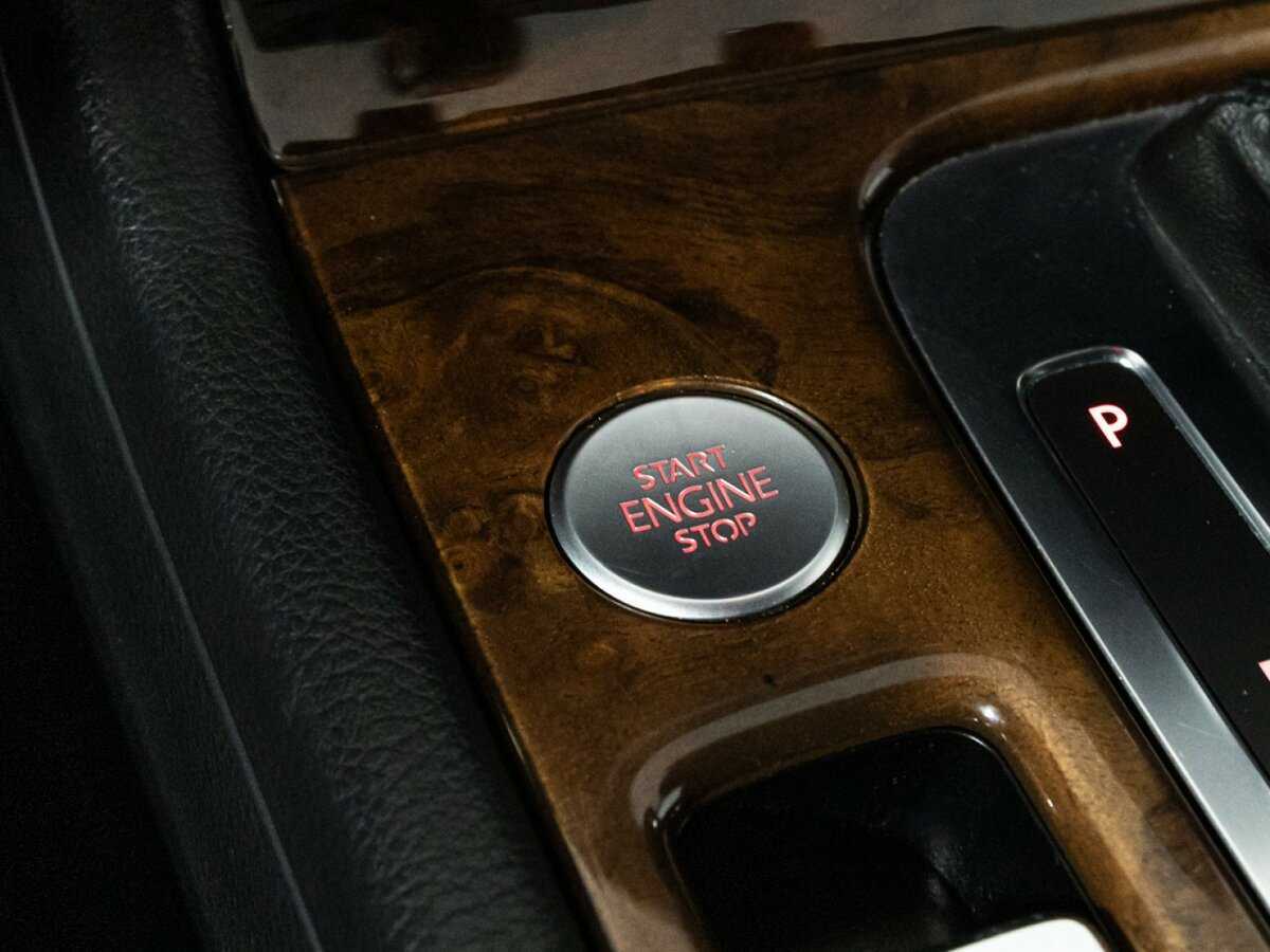 Купить Volkswagen Touareg, 2012, 329 160 км.. Фото: #14