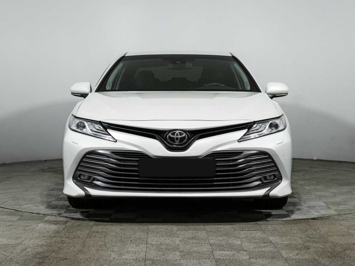 Купить Toyota Camry, 2018, 165 361 км.. Фото: #1