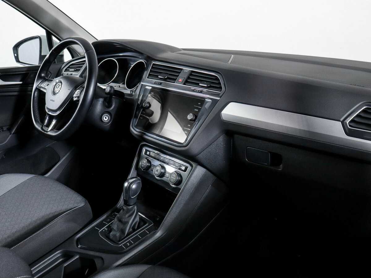 Купить Volkswagen Tiguan, 2020, 61 753 км.. Фото: #5