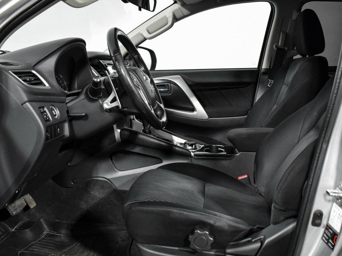 Купить Mitsubishi Pajero Sport, 2018, 126 440 км.. Фото: #9