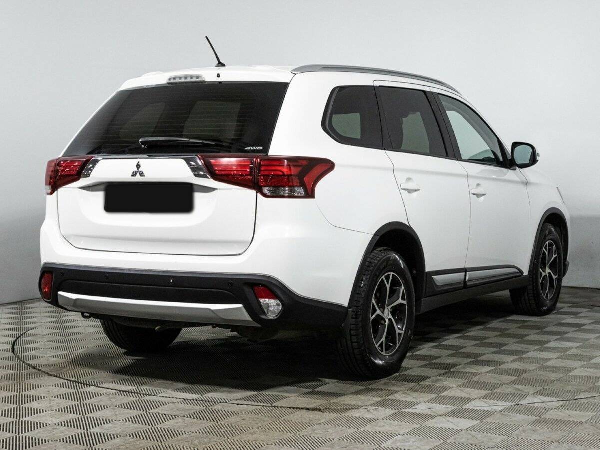 Купить Mitsubishi Outlander, 2016, 179 472 км.. Фото: #4