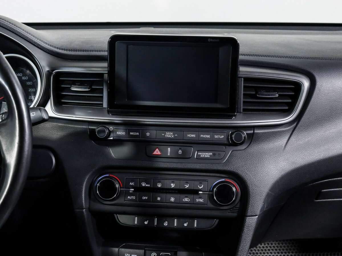 Купить Kia Ceed, 2019, 73 644 км.. Фото: #12