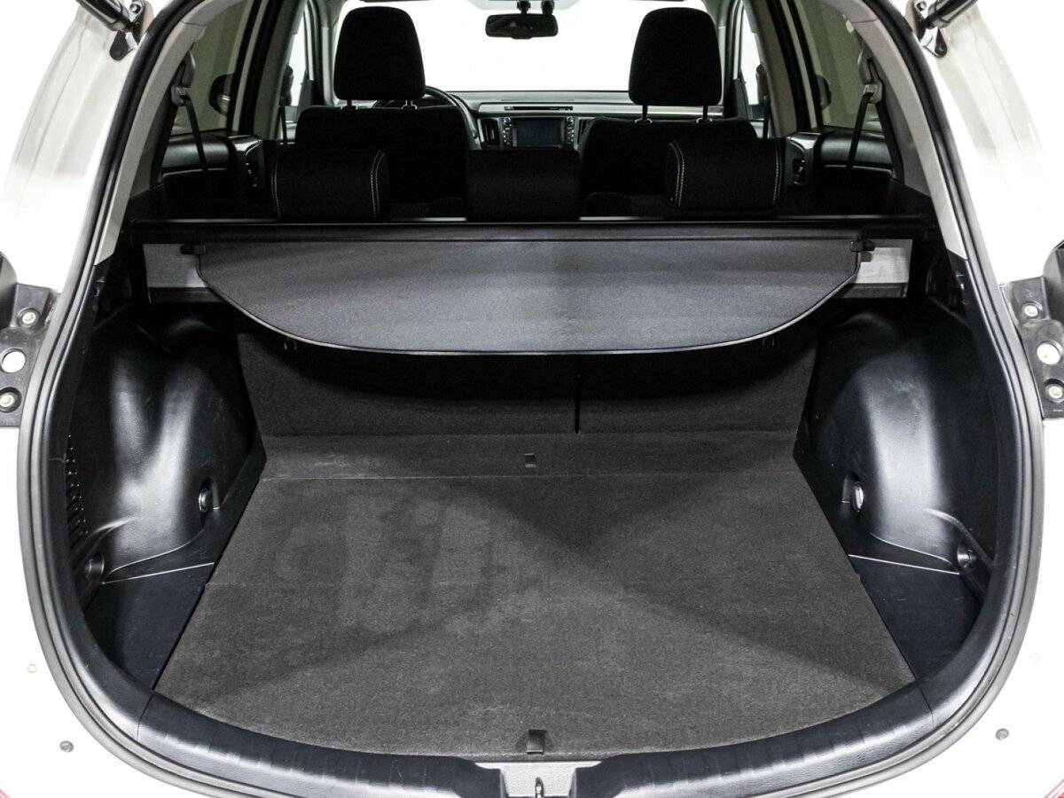 Купить Toyota RAV4, 2017, 43 541 км.. Фото: #14