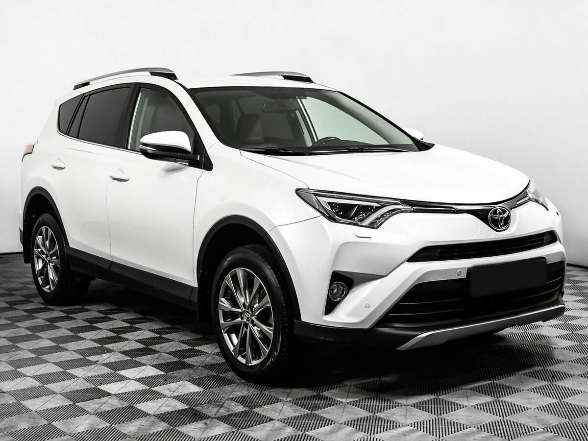 Купить Toyota RAV4, 2019, 65 120 км.. Фото: #2