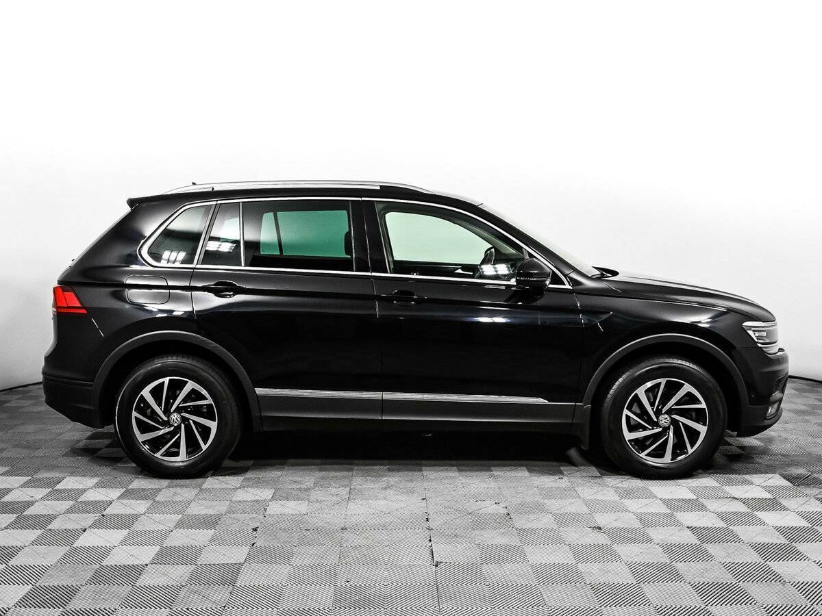 Купить Volkswagen Tiguan, 2018, 95 900 км.. Фото: #3