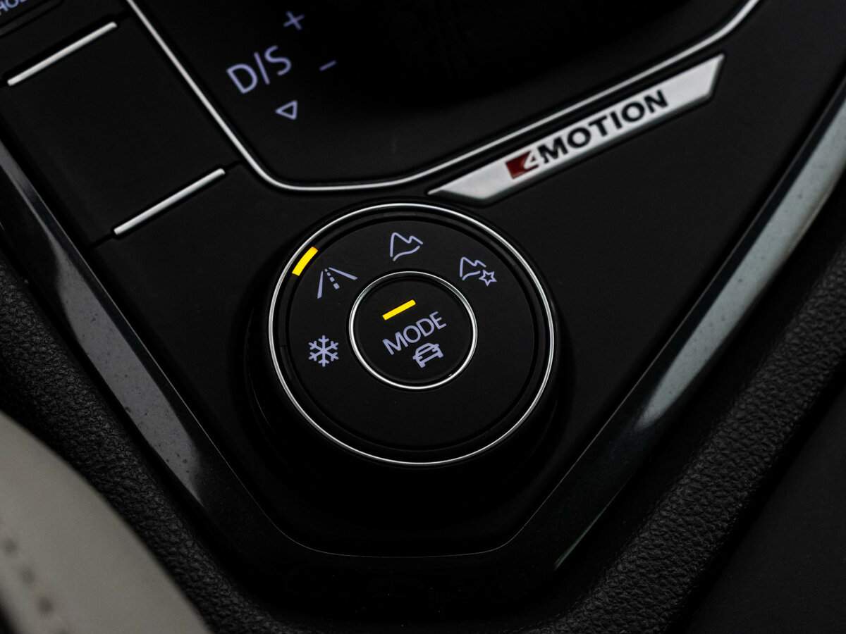 Купить Volkswagen Tiguan, 2019, 63 865 км.. Фото: #15