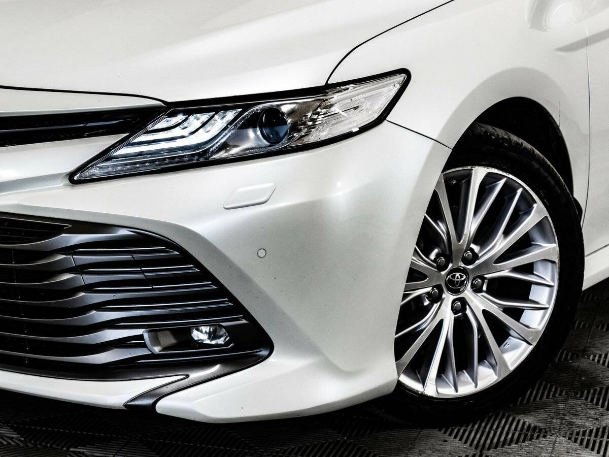 Купить Toyota Camry, 2018, 91 818 км.. Фото: #2