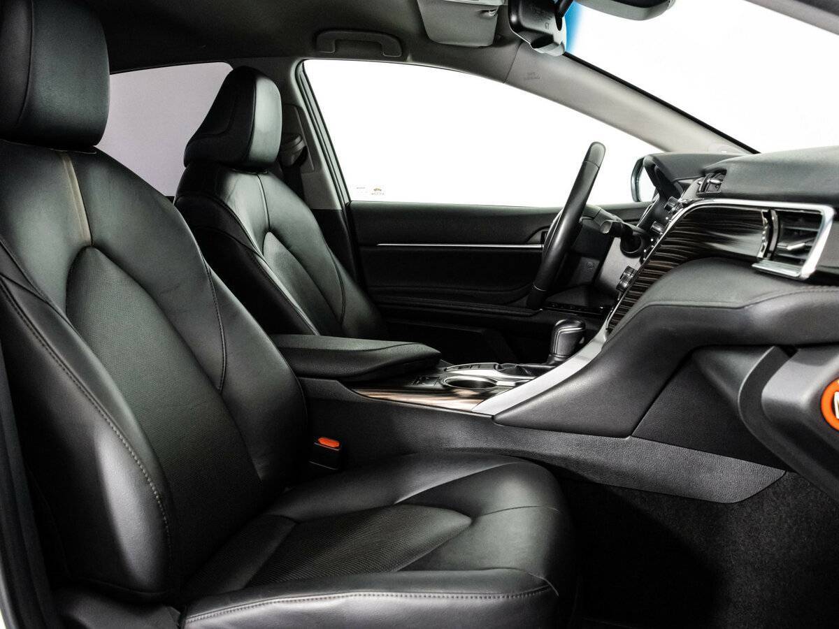 Купить Toyota Camry, 2018, 91 818 км.. Фото: #17