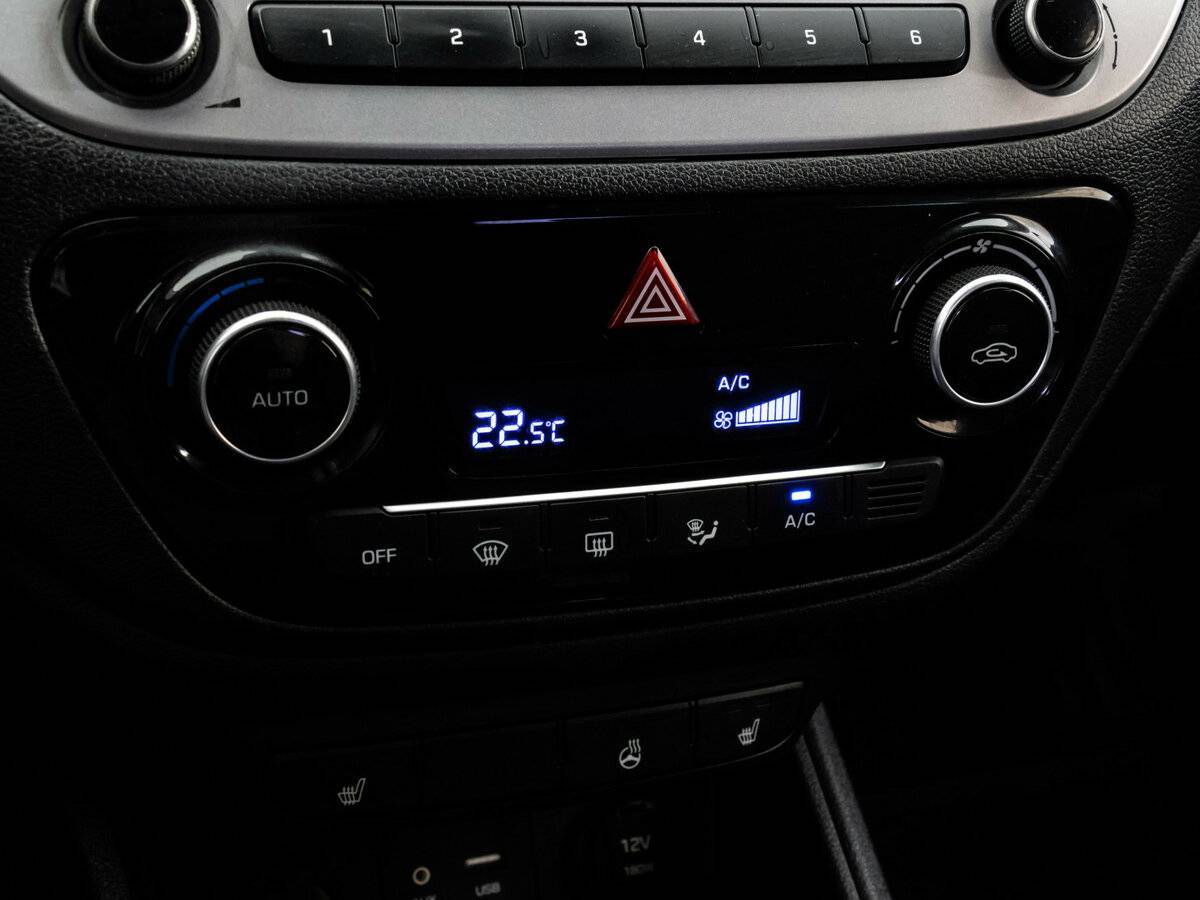 Купить Hyundai Solaris, 2018, 74 032 км.. Фото: #12