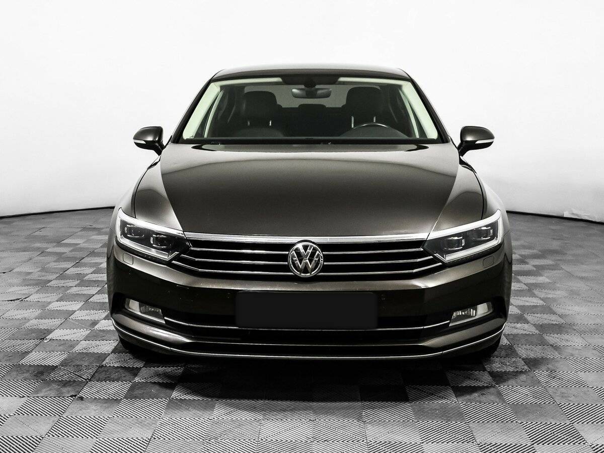 Купить Volkswagen Passat, 2017, 137 619 км.. Фото: #1