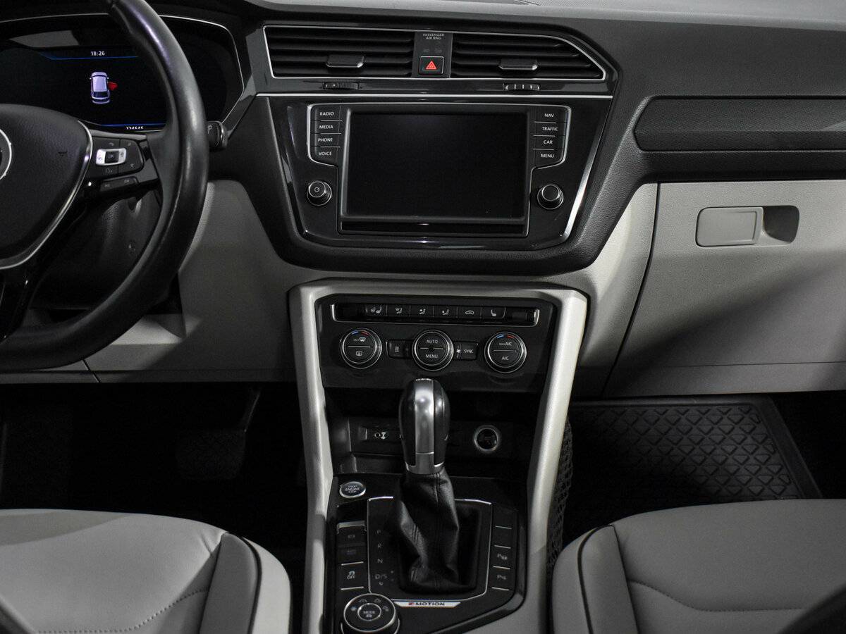 Купить Volkswagen Tiguan, 2017, 124 553 км.. Фото: #13