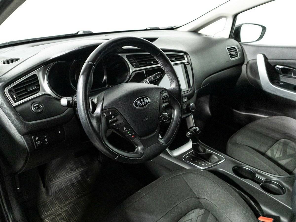 Купить Kia Ceed, 2015, 129 029 км.. Фото: #10