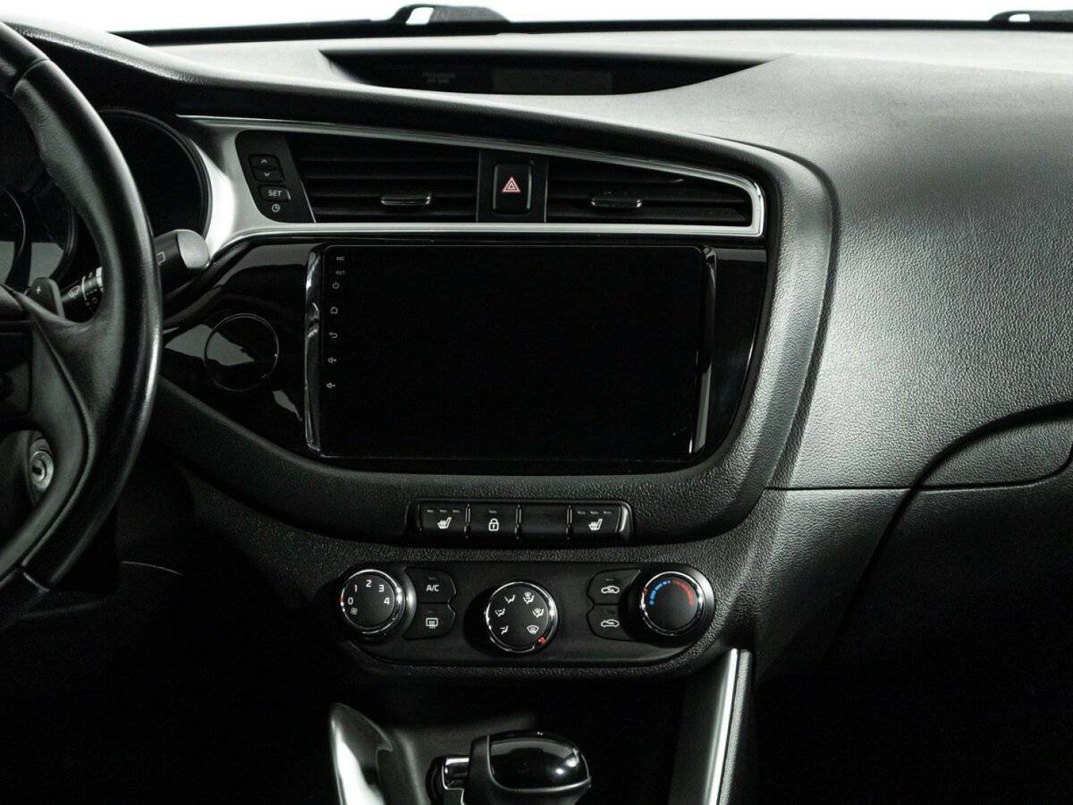 Купить Kia Ceed, 2015, 129 029 км.. Фото: #13