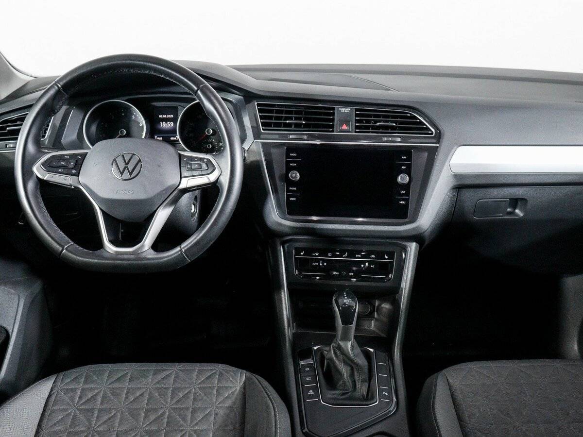 Купить Volkswagen Tiguan, 2021, 21 000 км.. Фото: #11