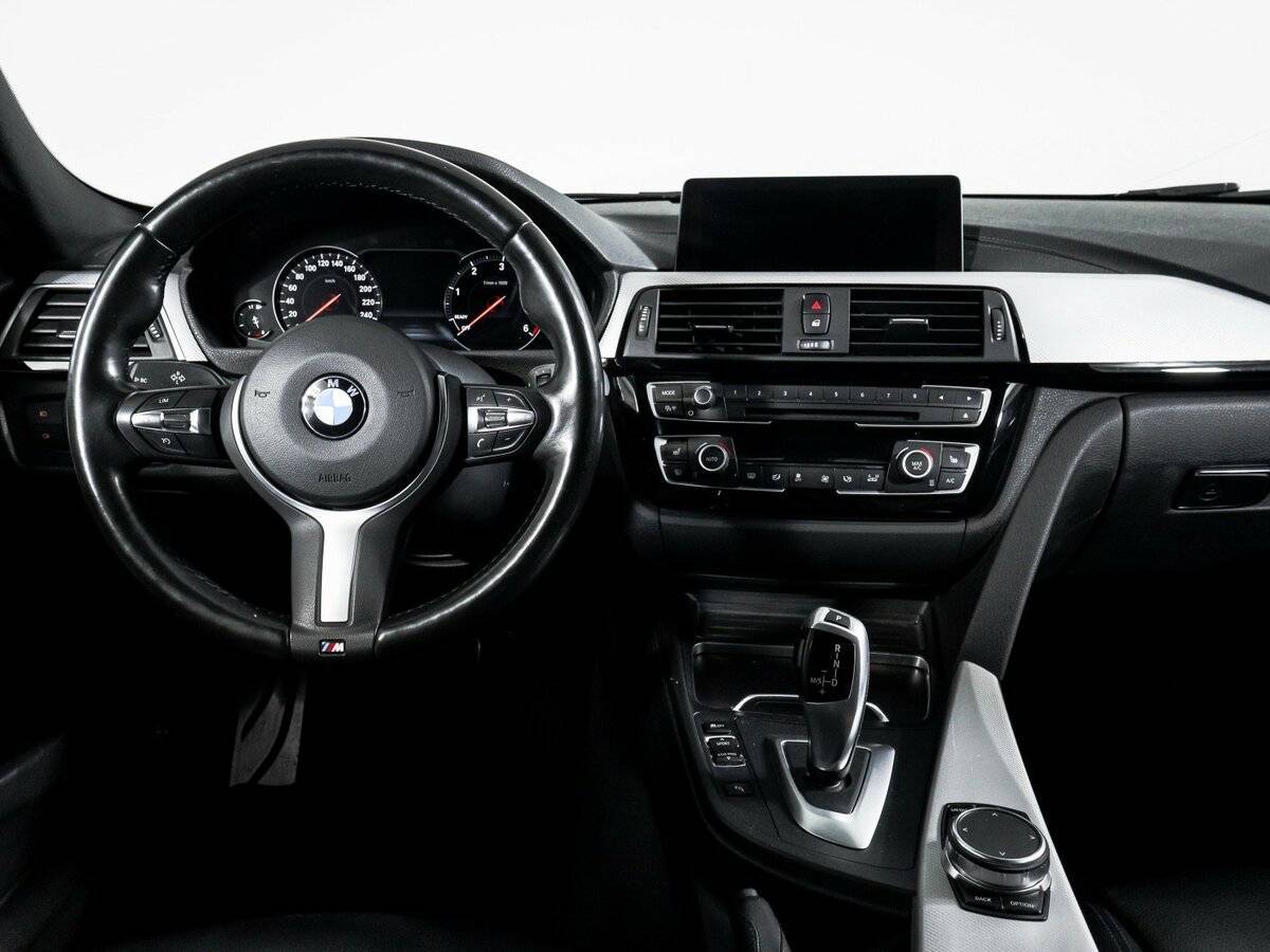 Купить BMW 3 серии, 2018, 83 682 км.. Фото: #10