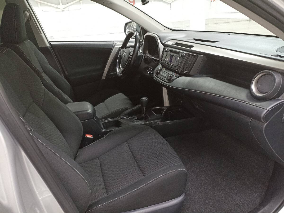 Купить Toyota RAV4, 2019, 123 502 км.. Фото: #10