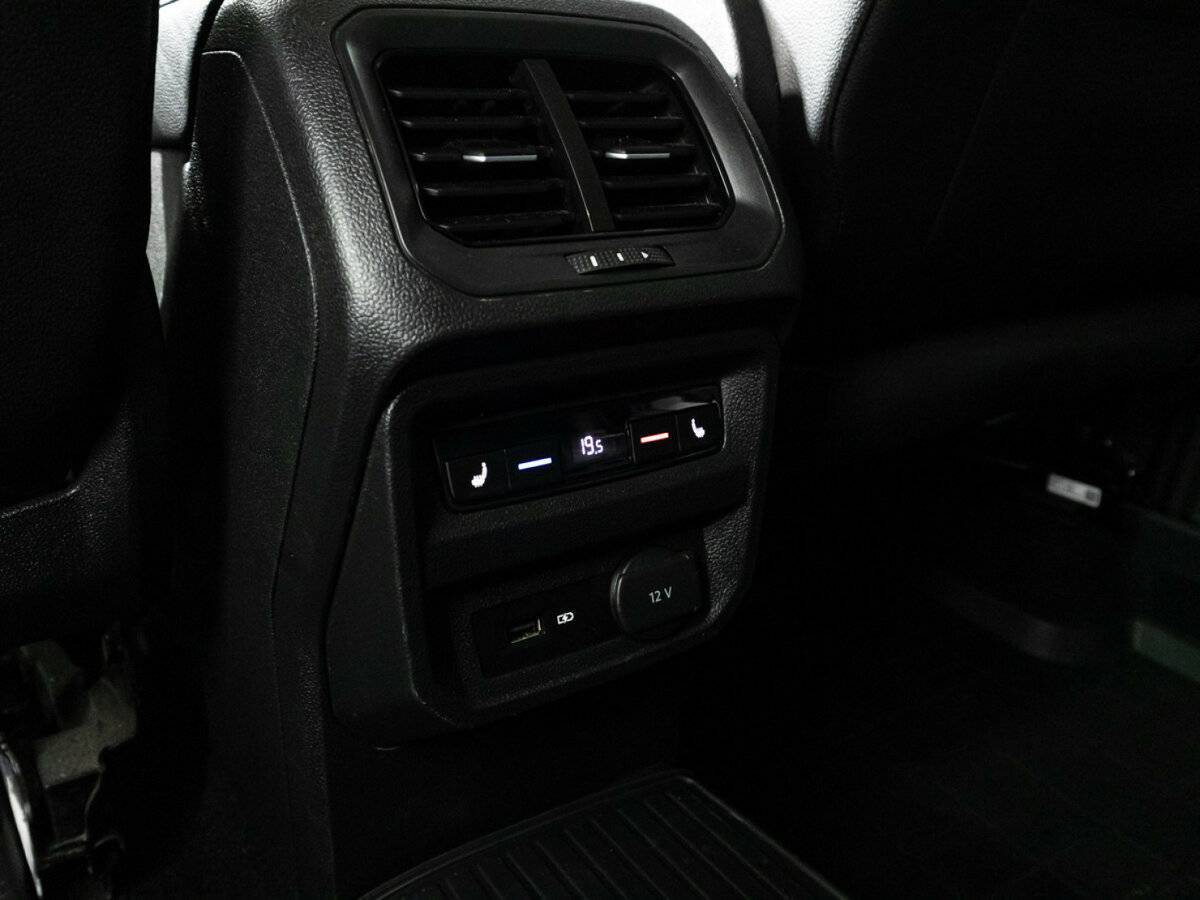 Купить Volkswagen Tiguan, 2020, 80 828 км.. Фото: #22