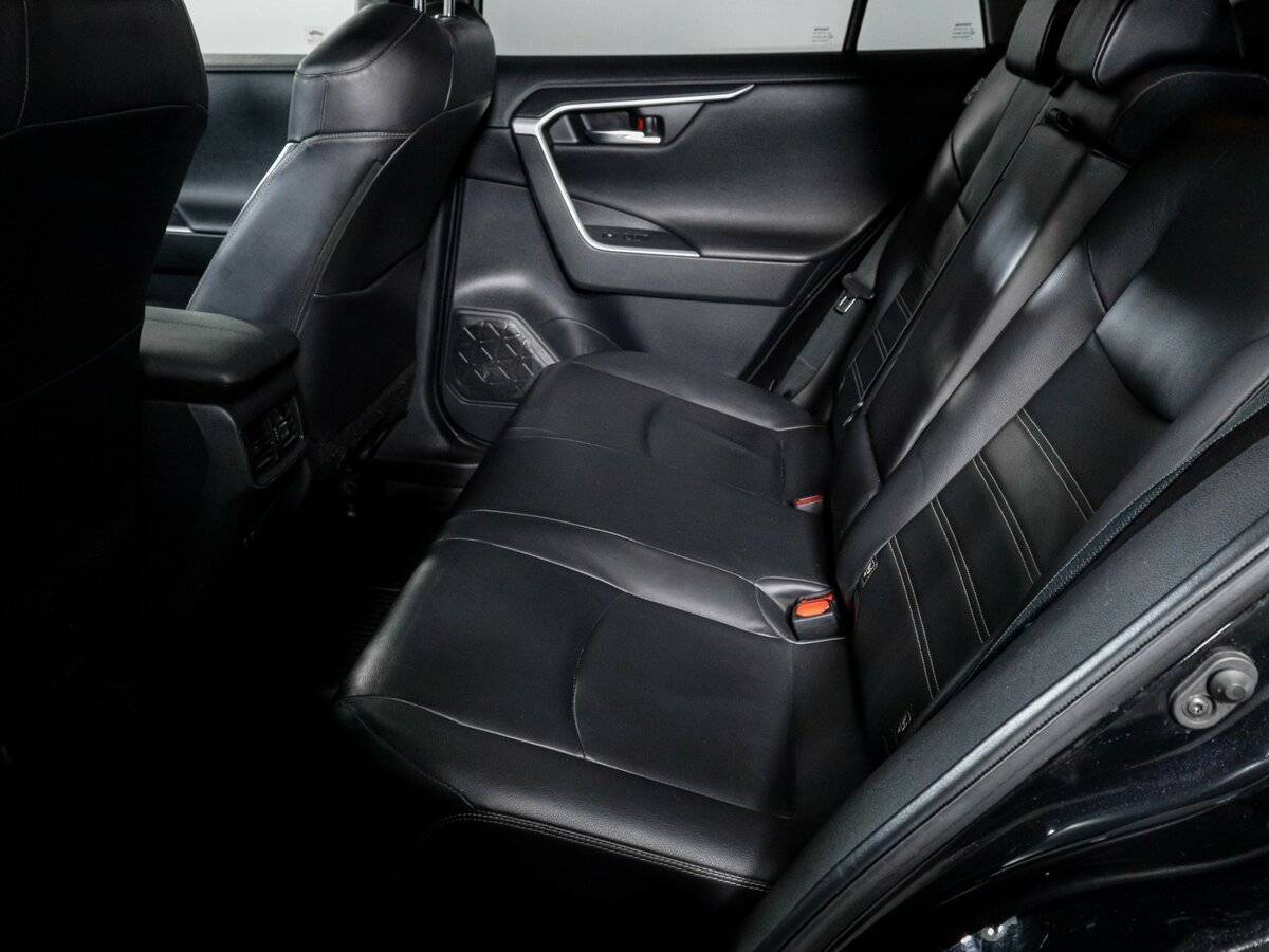 Купить Toyota RAV4, 2019, 181 155 км.. Фото: #9