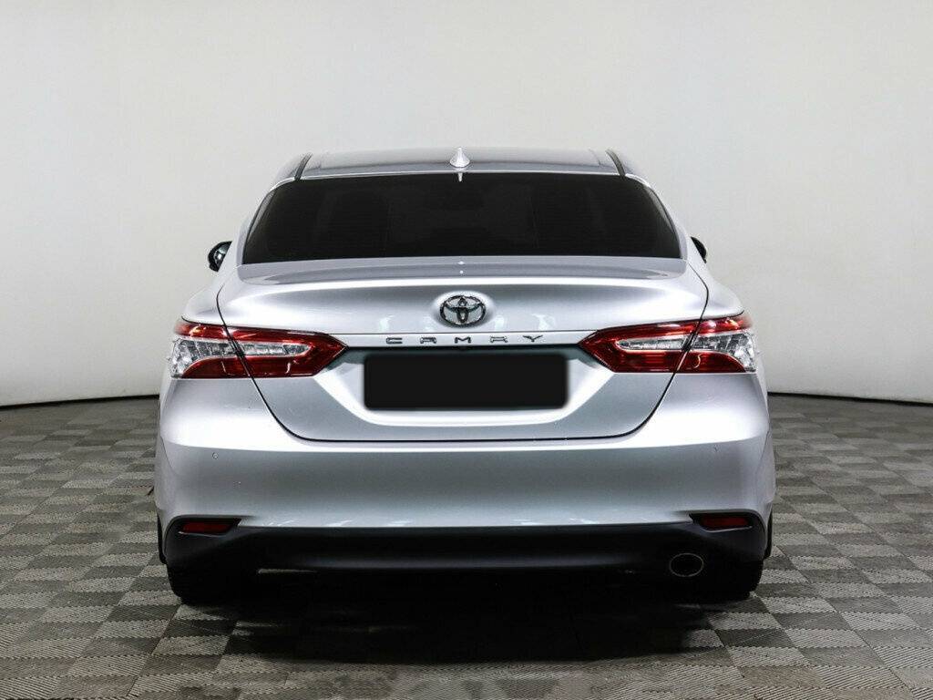 Купить Toyota Camry, 2018, 100 348 км.. Фото: #4