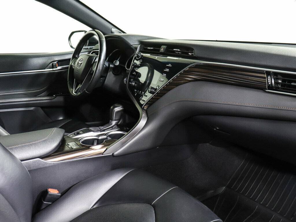 Купить Toyota Camry, 2018, 100 348 км.. Фото: #9