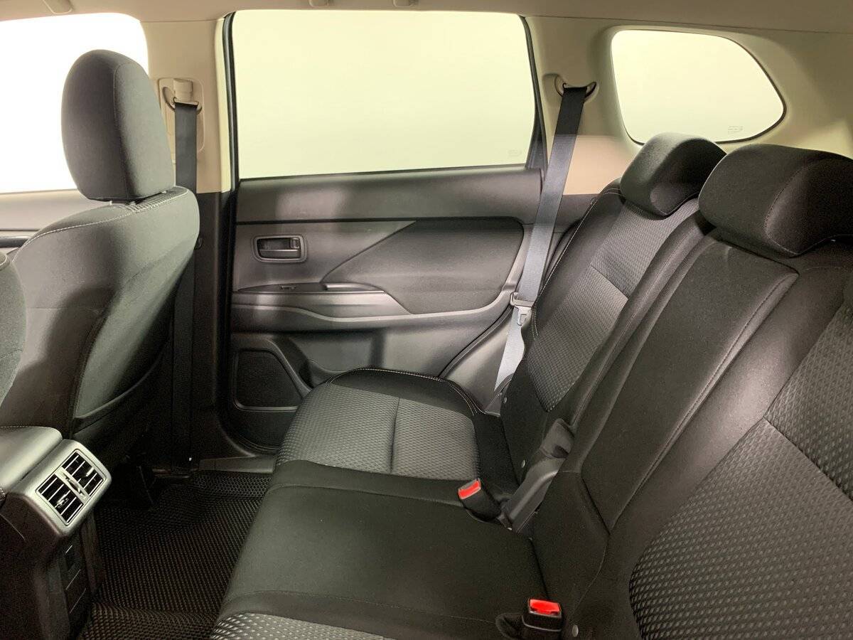 Купить Mitsubishi Outlander, 2019, 74 846 км.. Фото: #17