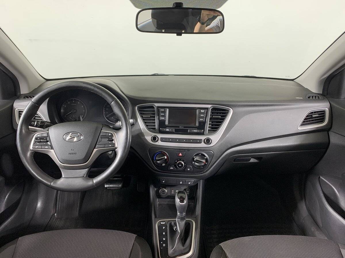 Купить Hyundai Solaris, 2017, 127 099 км.. Фото: #11