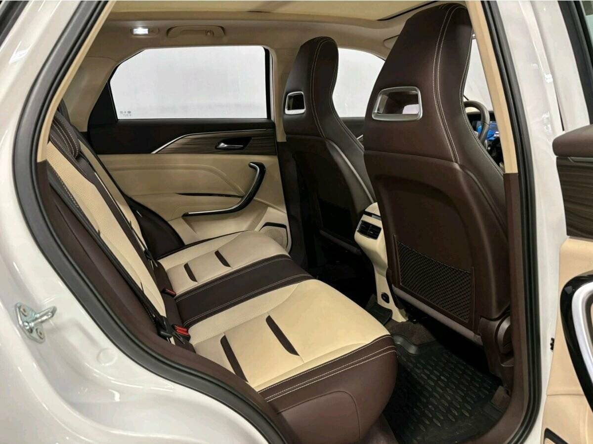 Купить FAW Bestune T77, 2023, 16 856 км.. Фото: #17