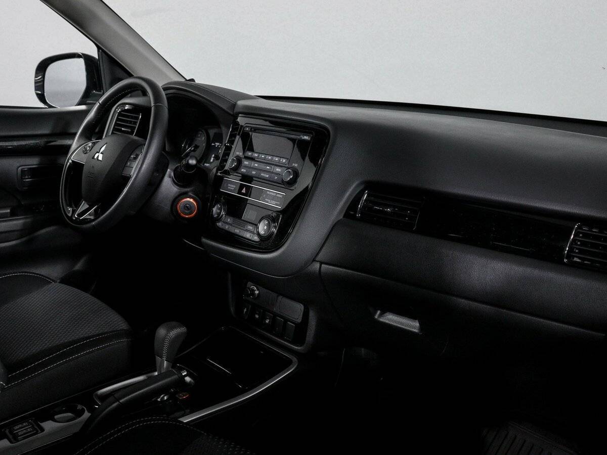 Купить Mitsubishi Outlander, 2019, 44 800 км.. Фото: #8