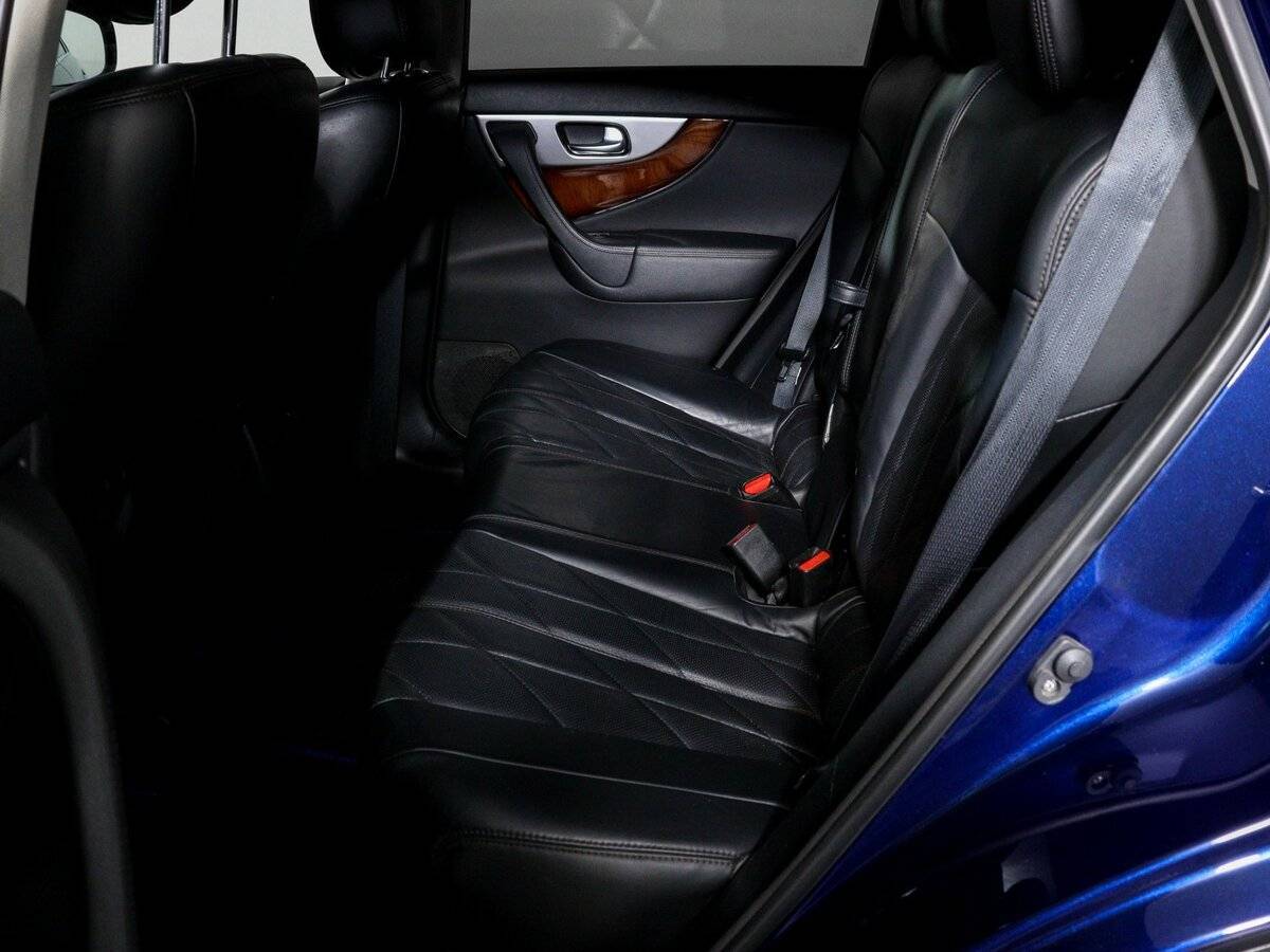 Купить Infiniti FX, 2012, 180 092 км.. Фото: #9