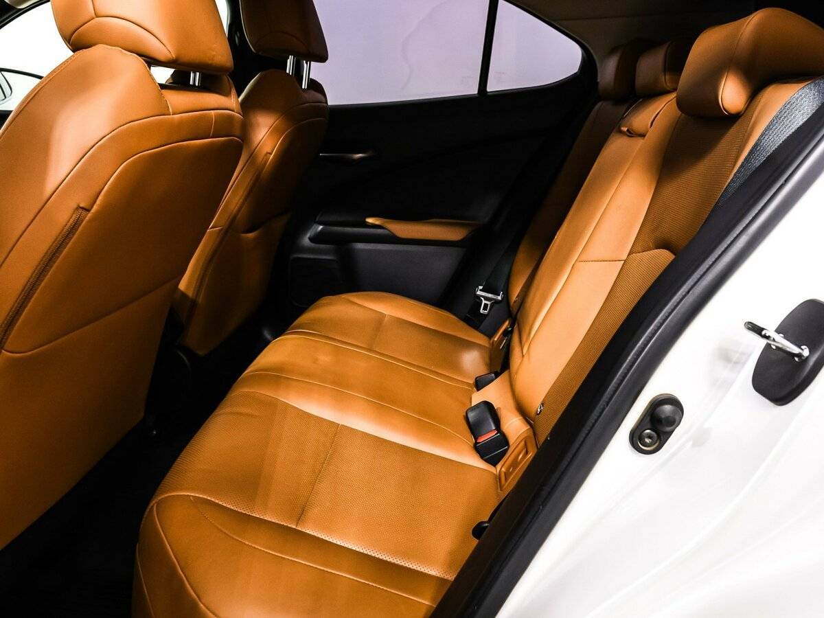 Купить Lexus UX, 2019, 84 000 км.. Фото: #11