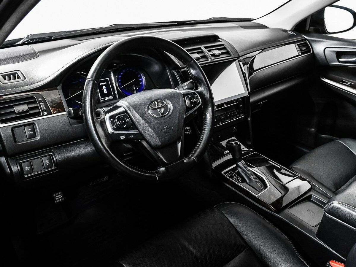 Купить Toyota Camry, 2017, 131 335 км.. Фото: #12