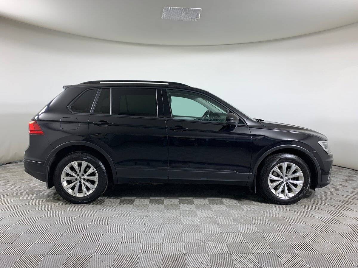 Купить Volkswagen Tiguan, 2019, 166 707 км.. Фото: #3