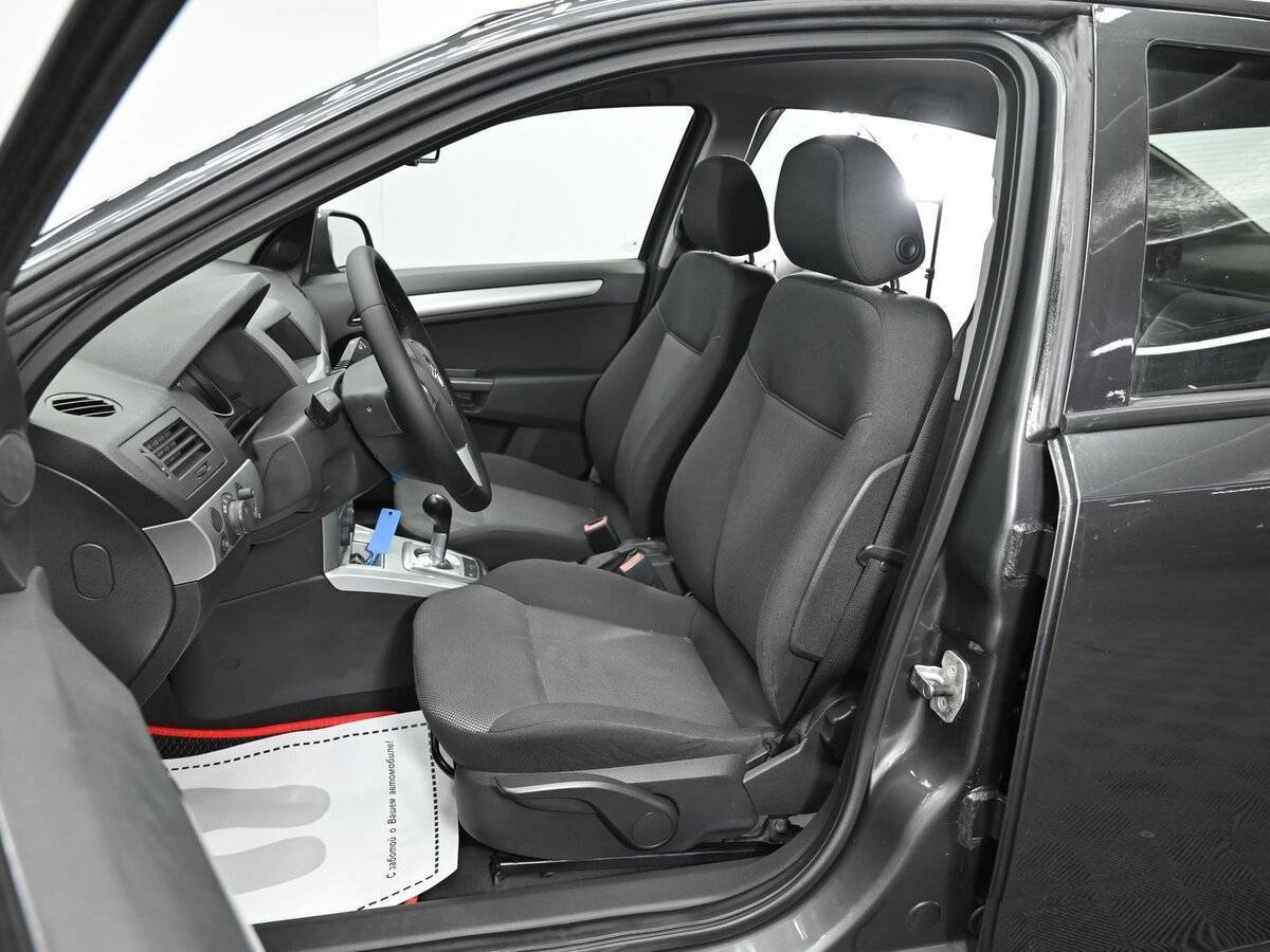 Купить Opel Astra, 2012, 159 000 км.. Фото: #5