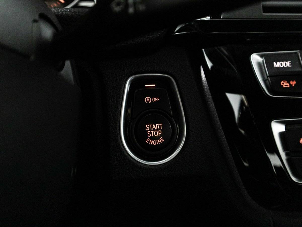 Купить BMW 3 серии, 2018, 85 826 км.. Фото: #18