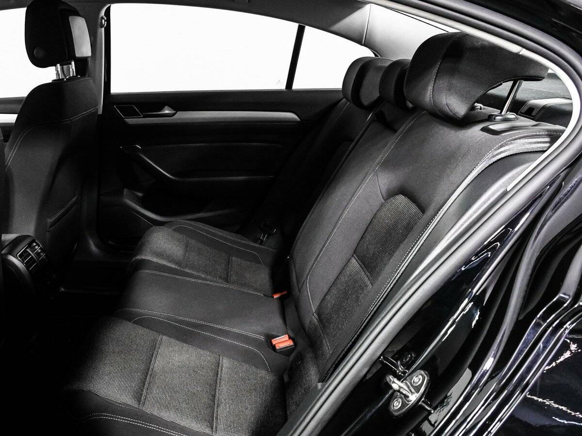 Купить Volkswagen Passat, 2018, 99 000 км.. Фото: #13