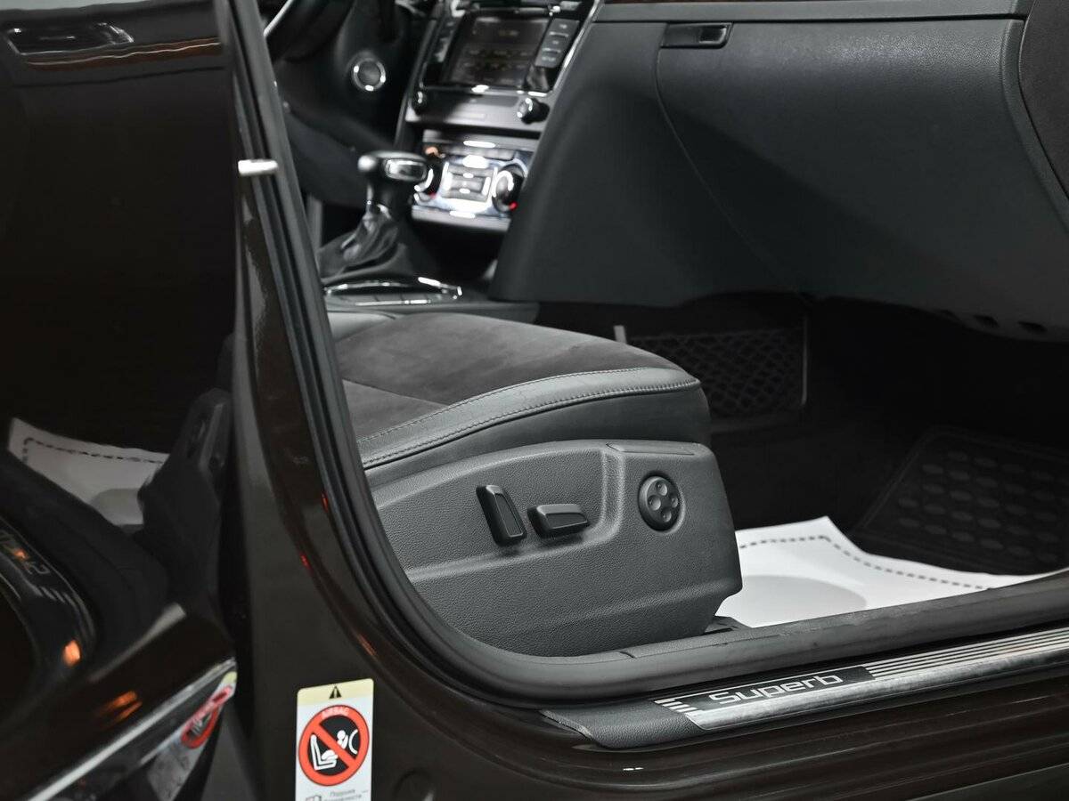 Купить Skoda Superb, 2012, 168 000 км.. Фото: #11