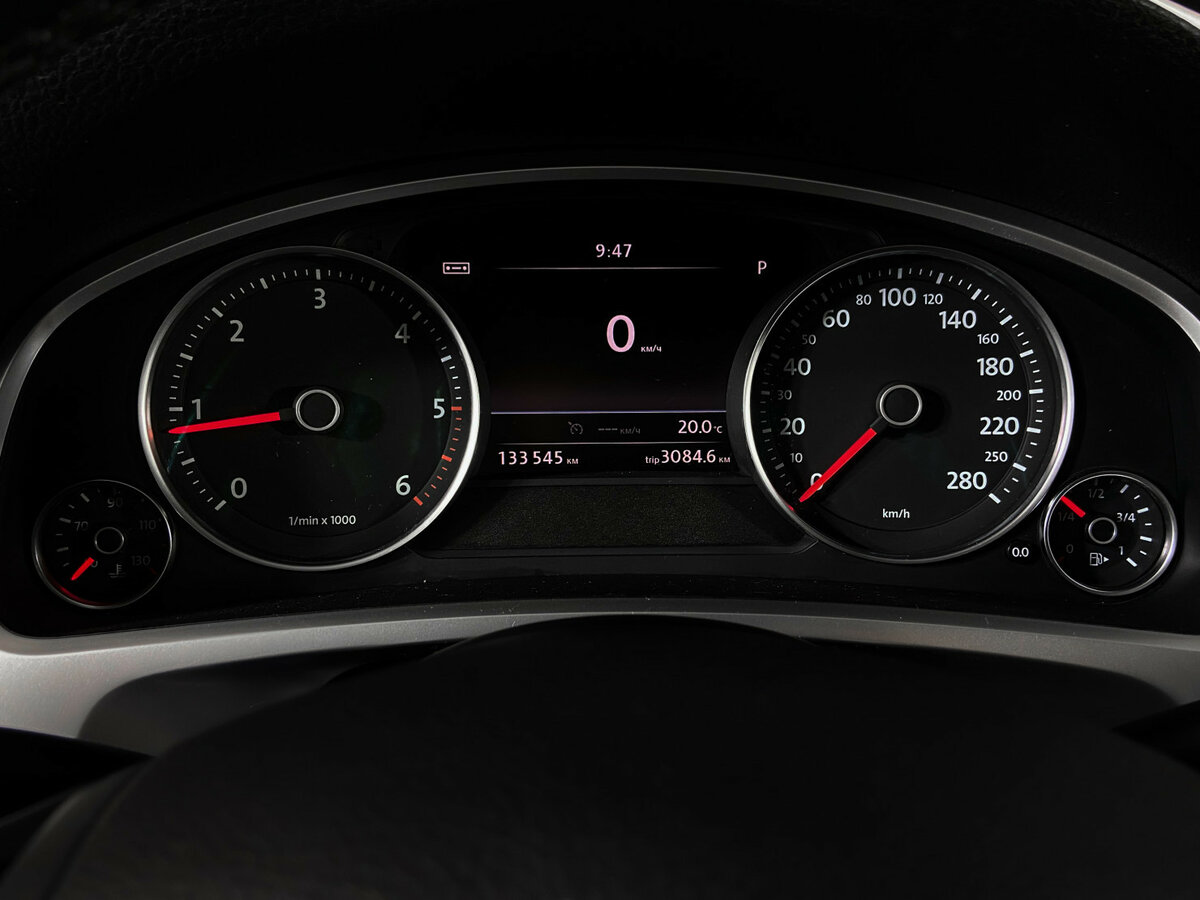 Купить Volkswagen Touareg, 2015, 133 612 км.. Фото: #11