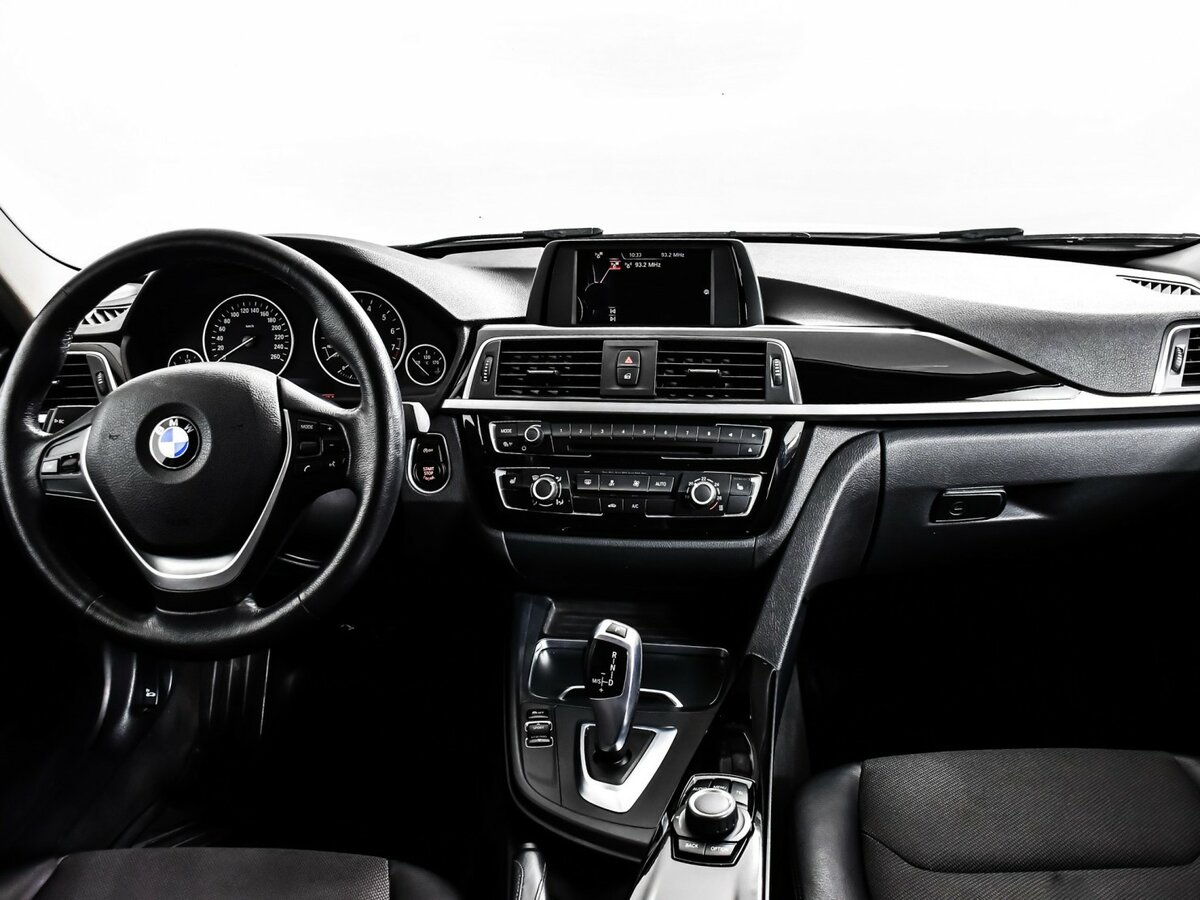 Купить BMW 3 серии, 2017, 101 755 км.. Фото: #10