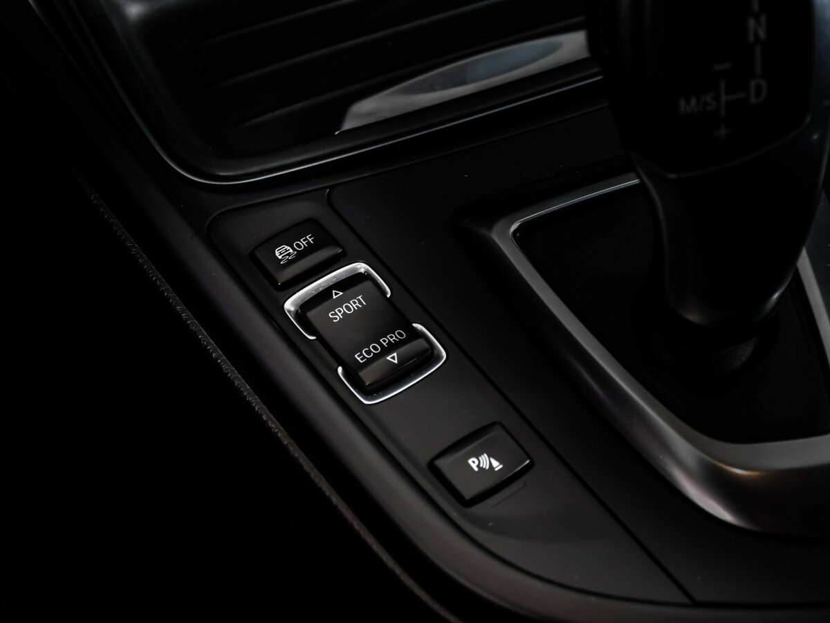 Купить BMW 3 серии, 2015, 111 377 км.. Фото: #16