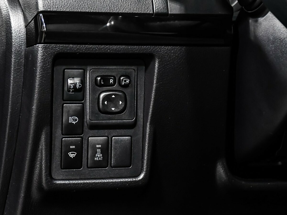 Купить Toyota Land Cruiser Prado, 2013, 175 000 км.. Фото: #11