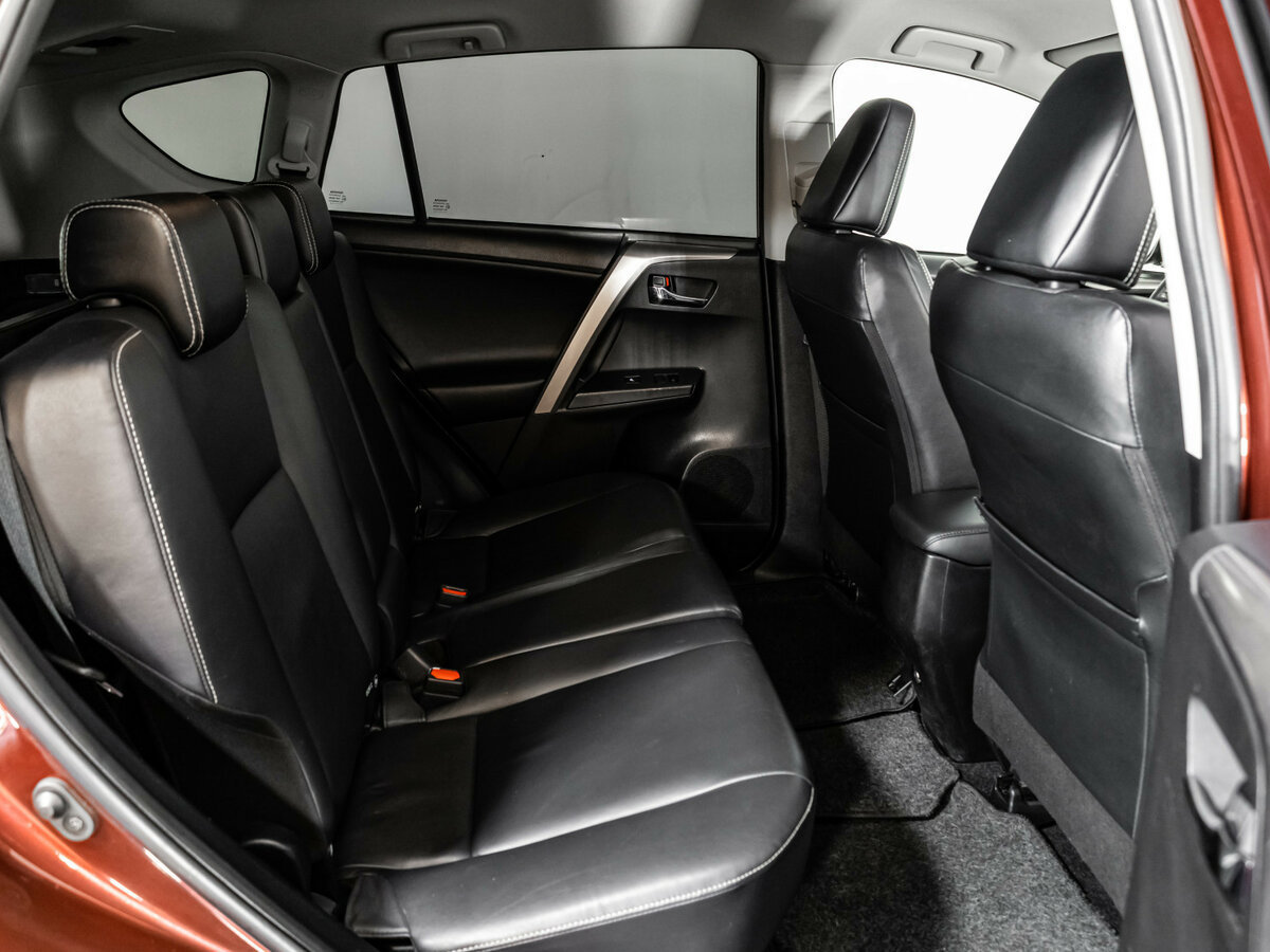 Купить Toyota RAV4, 2019, 88 743 км.. Фото: #13