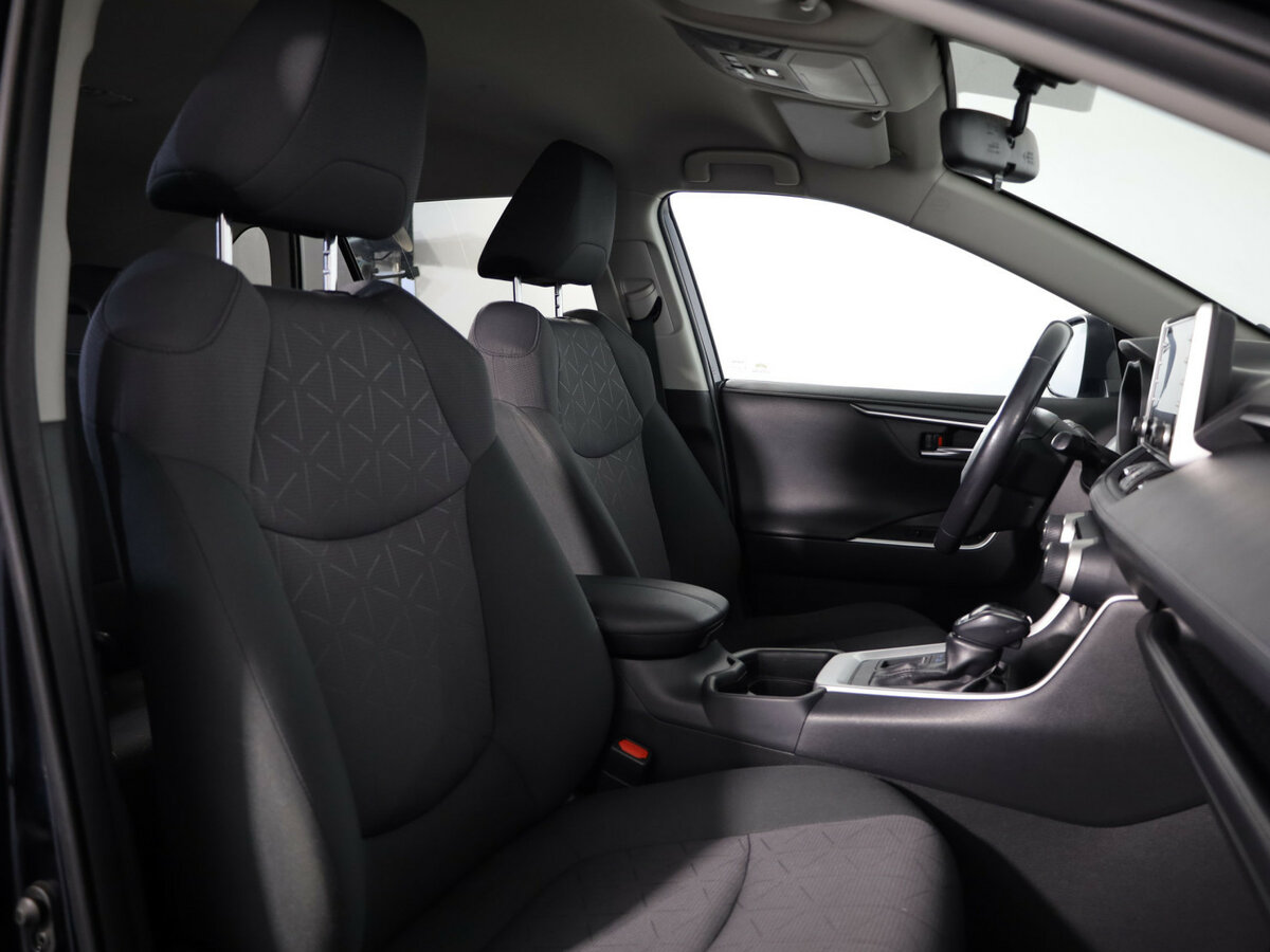 Купить Toyota RAV4, 2019, 225 569 км.. Фото: #11